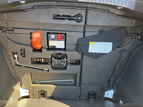 Used 2017 Toyota Prius One image 23