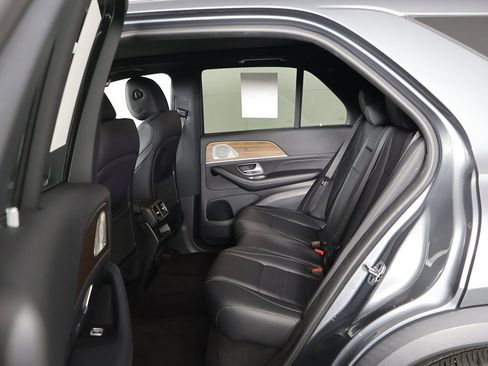 Used 2021 Mercedes-Benz GLE 350 4MATIC image 34