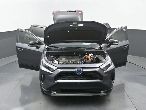 Used 2024 Toyota RAV4 XSE AWD/4WD image 35
