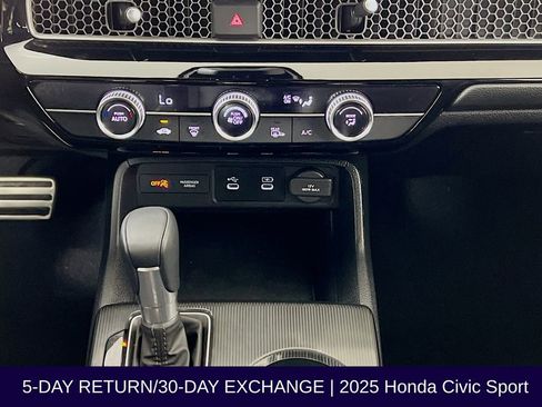 Used 2025 Honda Civic Sport image 18