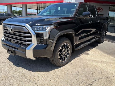 New 2026 Toyota Tundra Limited AWD/4WD image 3