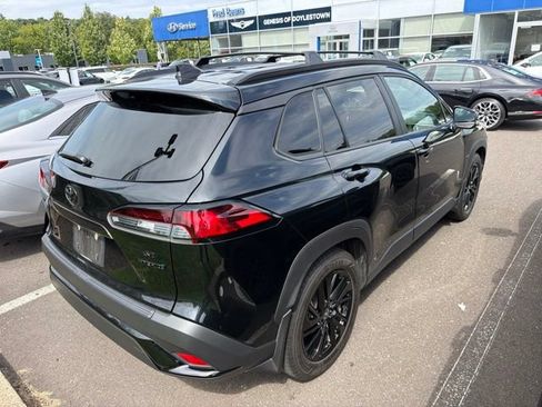 Used 2024 Toyota Corolla Cross AWD Hybrid w/ Moonroof Package image 14