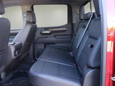 Used 2022 GMC Sierra 1500 Elevation w/ Elevation Premium Package image 11