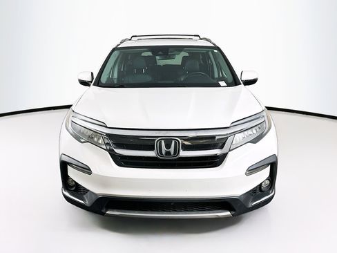 Used 2021 Honda Pilot Touring image 2