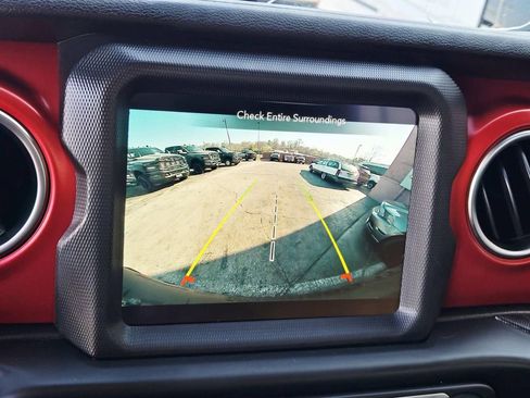 Used 2021 Jeep Wrangler Unlimited Rubicon w/ Xtreme Recon 35" Tire Package image 30