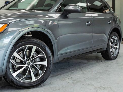 Used 2024 Audi Q5 2.0T Premium w/ Summer of Audi Package AWD/4WD image 14