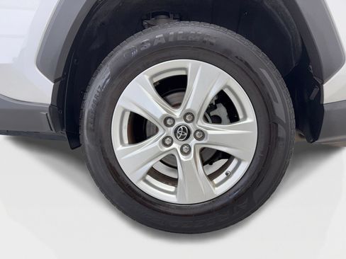 Used 2019 Toyota RAV4 XLE FWD image 51