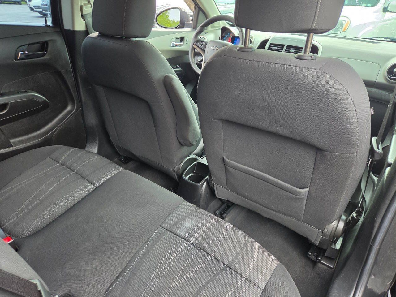 Used 2015 Chevrolet Sonic LT FWD image 22