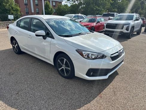 Used 2023 Subaru Impreza 2.0i Premium AWD/4WD image 2