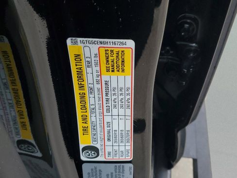 Used 2017 GMC Canyon SLE w/ Nightfall Edition image 6