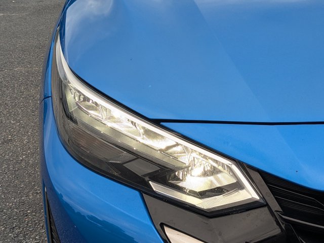 Used 2024 Nissan Sentra SR FWD image 11