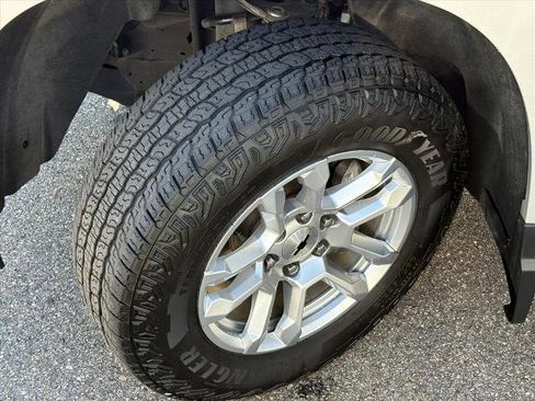 Certified 2022 Chevrolet Silverado 1500 RST image 24