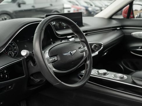 Used 2022 Genesis GV70 2.5T image 15