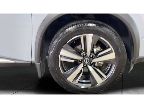Used 2023 Nissan Rogue Platinum w/ Platinum Premium Package AWD/4WD image 21