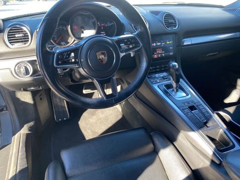 Used 2017 Porsche 718 Boxster S image 10