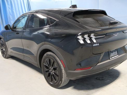 Used 2025 Ford Mustang Mach-E Select w/ Comfort Package Lite AWD/4WD image 27