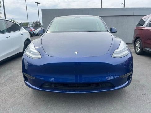 Used 2021 Tesla Model Y 2WD image 2