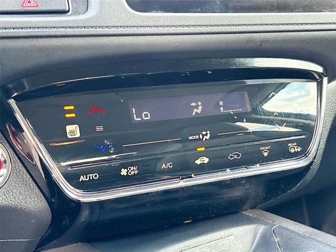 Used 2022 Honda HR-V EX-L image 15