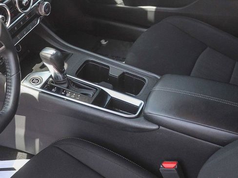 Used 2022 Nissan Sentra SV FWD image 20
