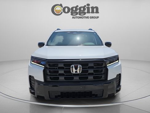 New 2026 Honda Pilot Sport image 8