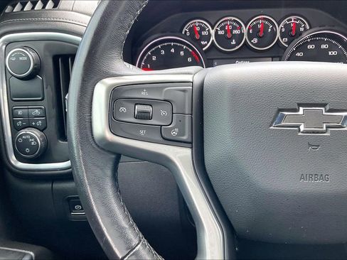 Used 2022 Chevrolet Silverado 1500 RST image 10