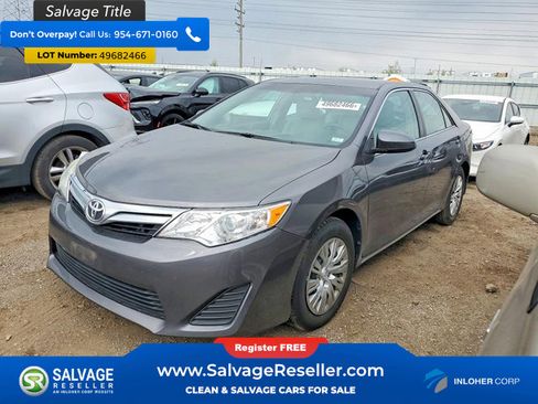 Used 2014 Toyota Camry LE FWD image 1