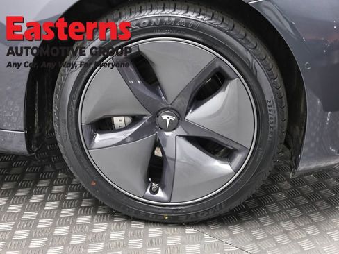 Used 2019 Tesla Model 3 Standard Range Plus RWD image 25
