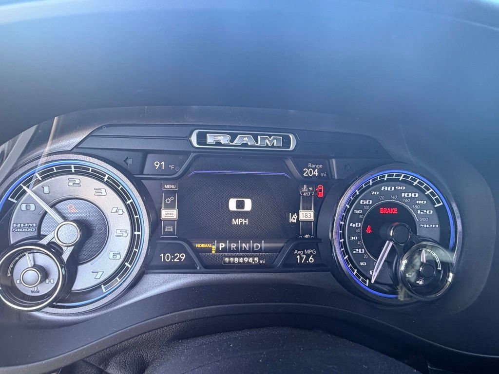 Used 2019 RAM 1500 Limited AWD/4WD image 11