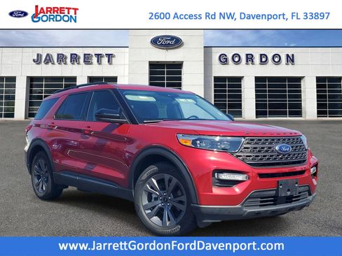 Certified 2024 Ford Explorer XLT w/ Equipment Group 202A RWD image 1