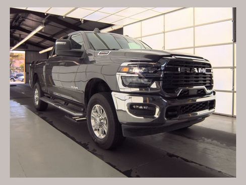 Used 2026 RAM 2500 Big Horn AWD/4WD image 1
