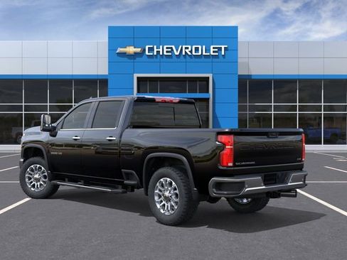 New 2026 Chevrolet Silverado 2500 LTZ w/ LTZ Premium Package AWD/4WD image 3