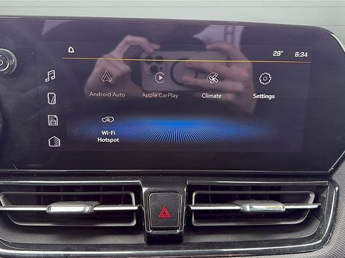 Used 2024 Chevrolet TrailBlazer RS w/ Convenience Package image 12