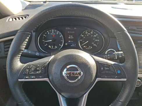 Used 2020 Nissan Rogue SL w/ Premium Package image 54