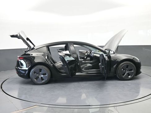 Used 2021 Tesla Model 3 Standard Range Plus image 67