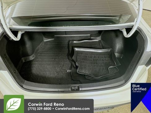 Used 2020 Toyota Corolla SE image 26