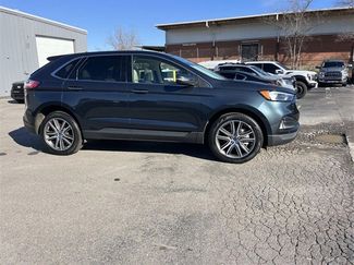 Used 2022 Ford Edge Titanium w/ Class II Trailer Tow Package video 2