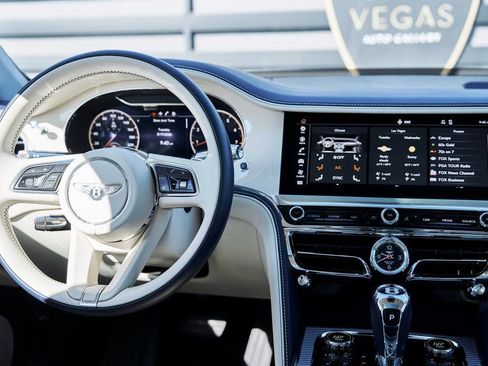 Used 2024 Bentley Flying Spur V8 AWD/4WD image 51