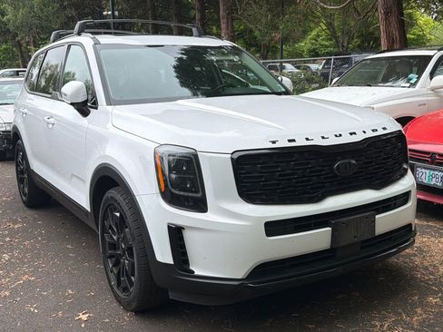 Used 2021 Kia Telluride EX w/ EX Premium Package AWD/4WD image 2