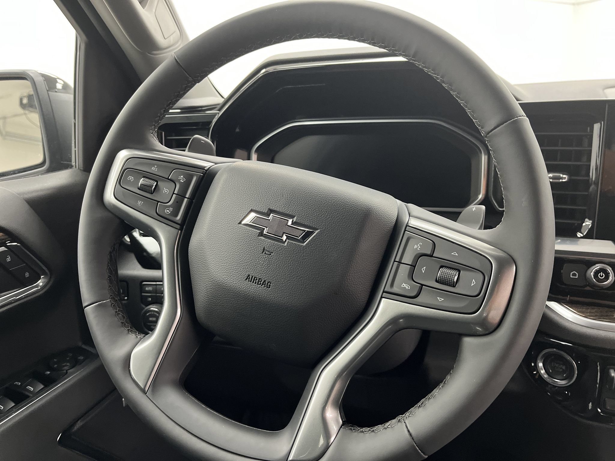 New 2026 Chevrolet Silverado 1500 RST w/ RST All Star Premium Package AWD/4WD image 12