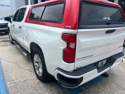 Used 2020 Chevrolet Silverado 1500 Custom w/ Custom Value Package RWD image 9
