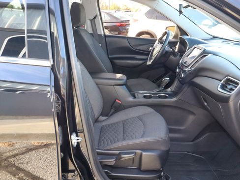 Used 2020 Chevrolet Equinox LT image 25