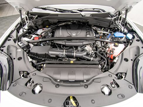 New 2026 Maserati Grecale Modena AWD/4WD image 47