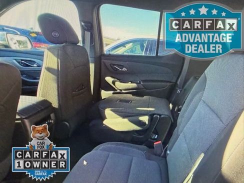 Used 2022 Chevrolet Traverse LT image 5