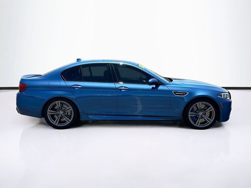 Used 2016 BMW M5 w/ Executive Package RWD image 4