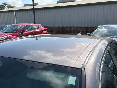 Used 2021 Toyota Camry LE FWD image 7