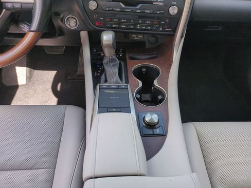 Used 2020 Lexus RX 350L FWD w/ Premium Package image 19