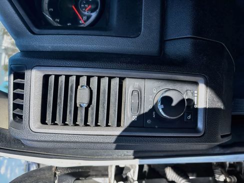 Used 2014 RAM 2500 Tradesman RWD image 10