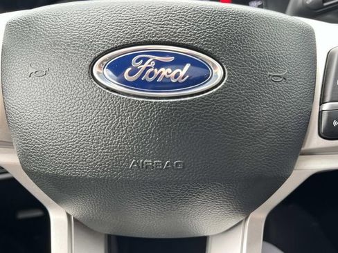 Certified 2022 Ford Explorer XLT w/ Equipment Group 202A image 35