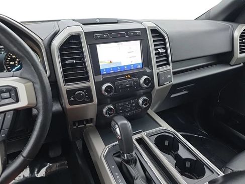Used 2020 Ford F150 Lariat w/ Equipment Group 502A Luxury AWD/4WD image 24