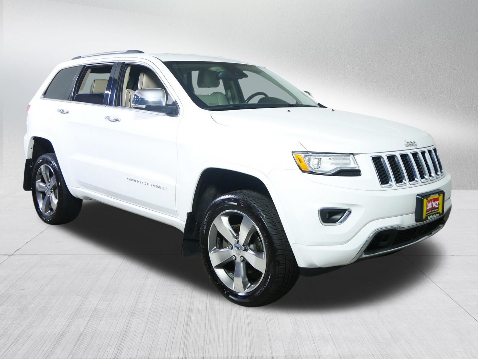 Used 2015 Jeep Grand Cherokee Overland w/ Advanced Technology Group AWD/4WD image 1